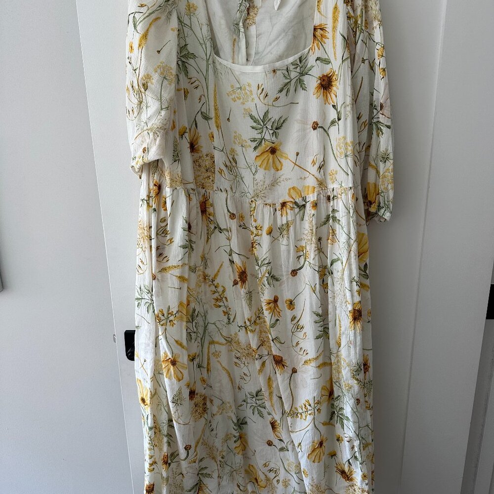 H&M | Flowy Floral Dress | XXL